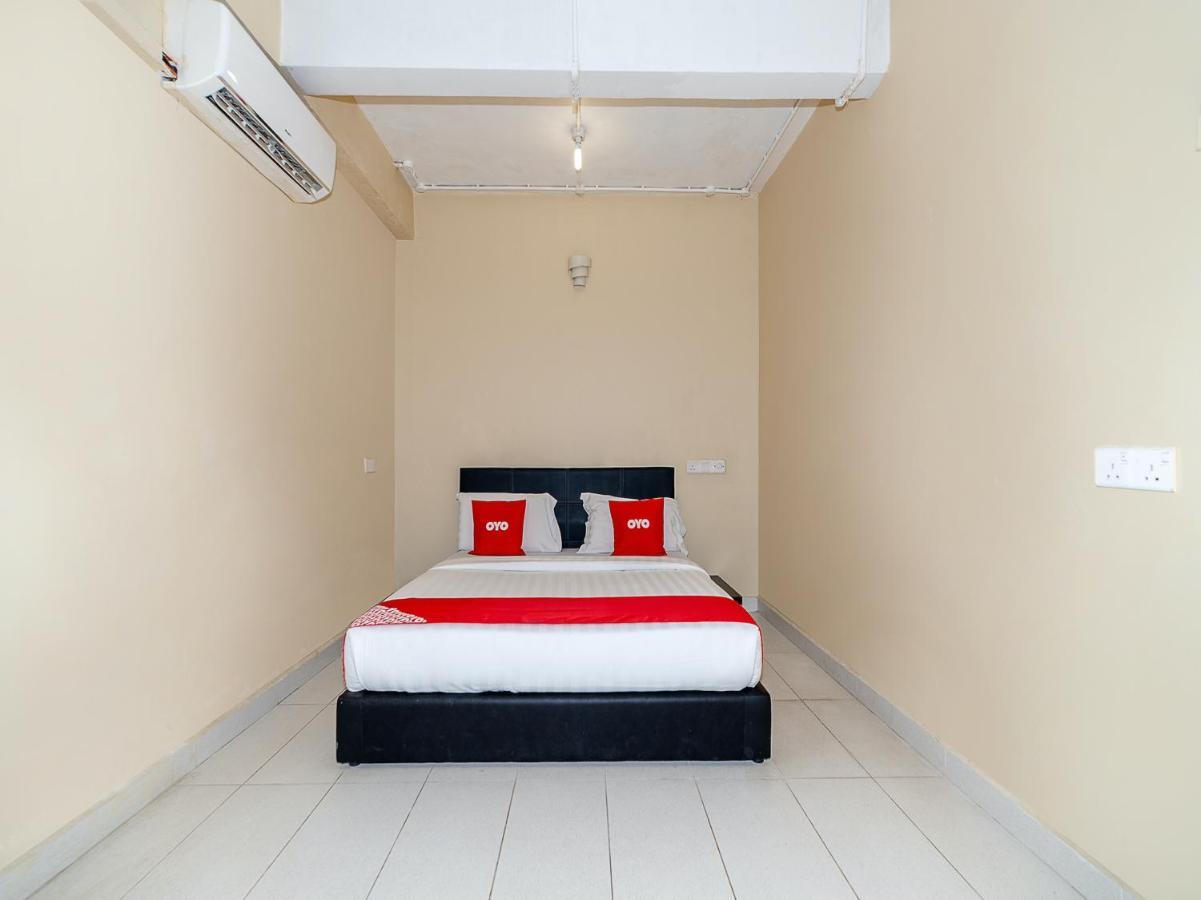Oyo 89932 Dd Homestay Kota Kinabalu Exterior photo