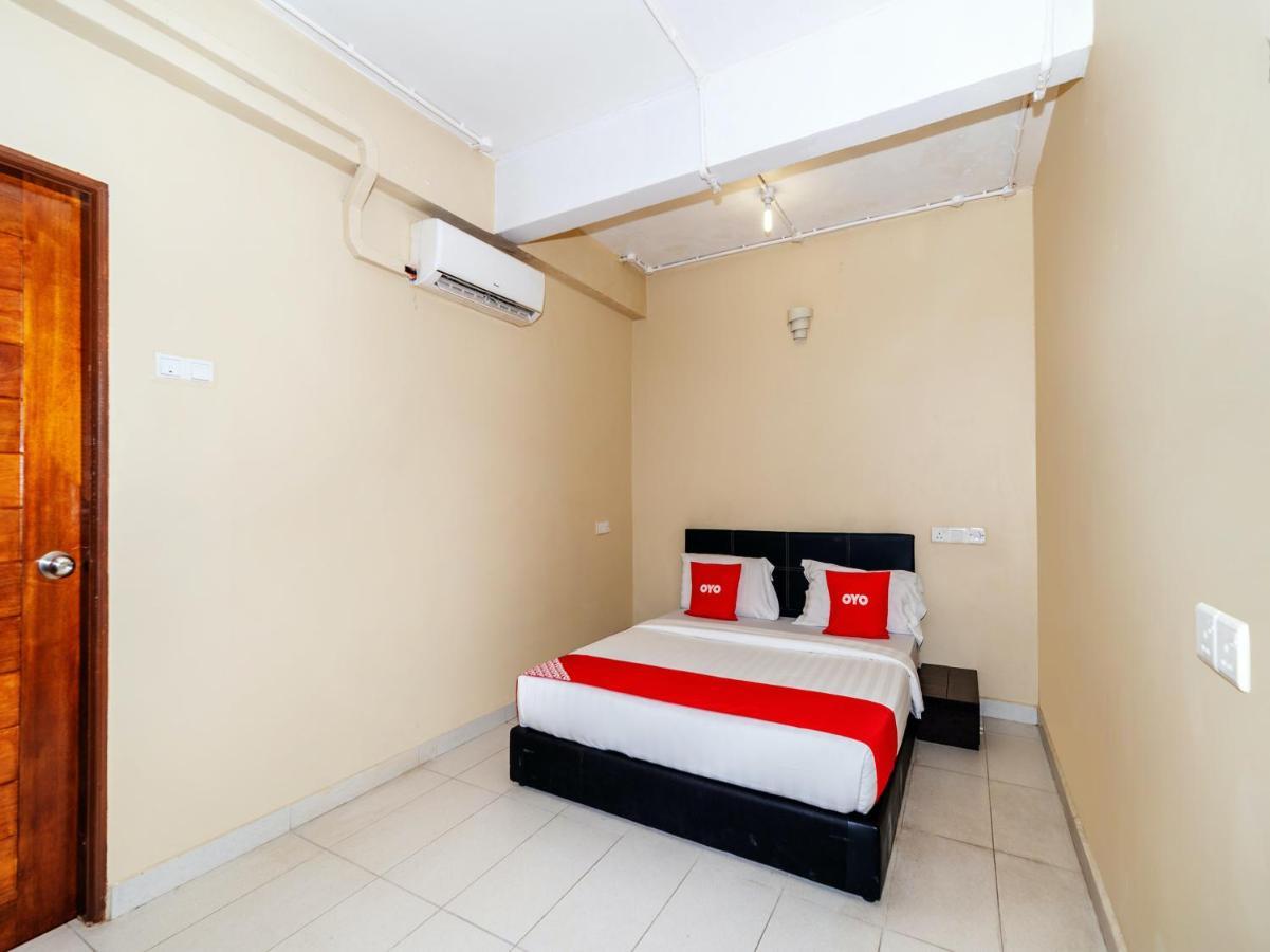 Oyo 89932 Dd Homestay Kota Kinabalu Exterior photo